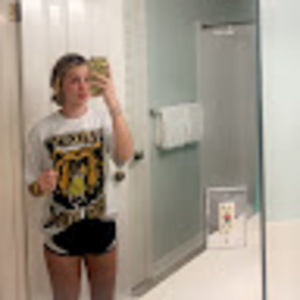 Meet your Posher, B e l l a